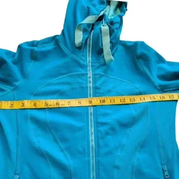 Lululemon Stride Jacket II Oasis River Rock Blue Released 2010 Women's size 4 - Picture 15 of 16